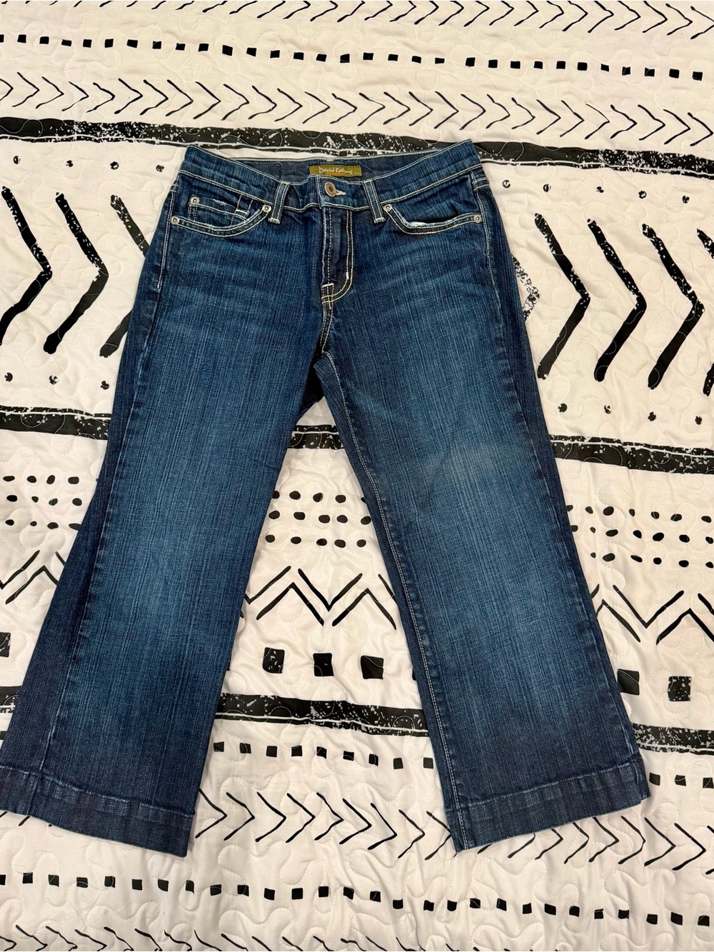 David Kahn Cropped Blue Women's Denim Jeans.  Size 26